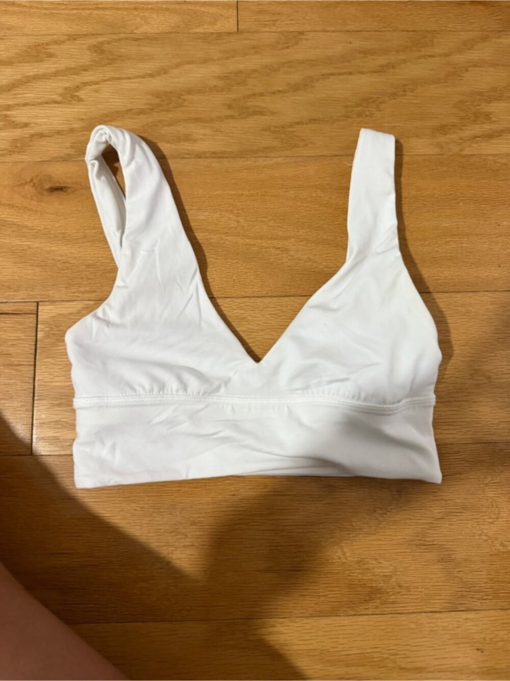 White lululemon deep v neck sports bra size 4